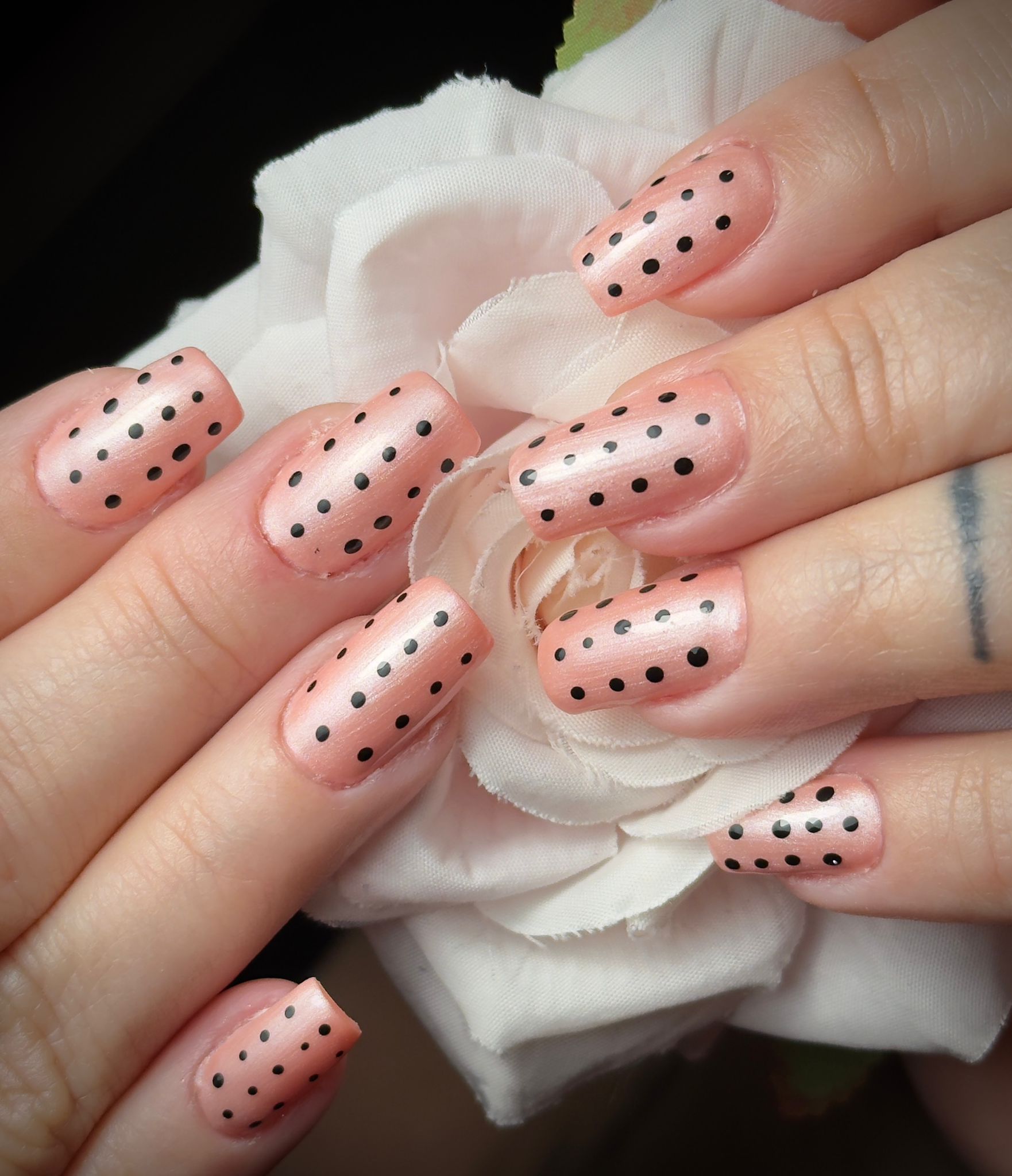 Nail art pois nude — Fanny Ohana Nails